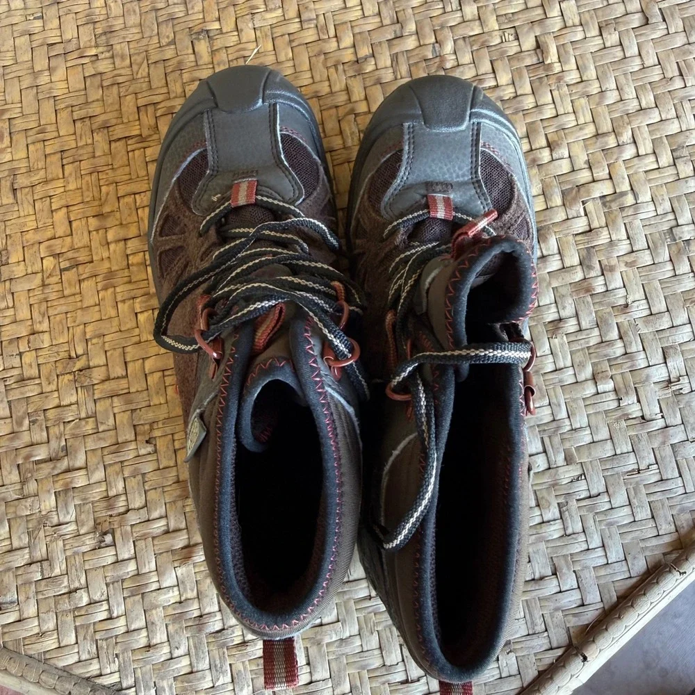 Merrell Capra Hiking Boots Kids 3M Brown Waterproof Leather Trail Shoes Outdoor